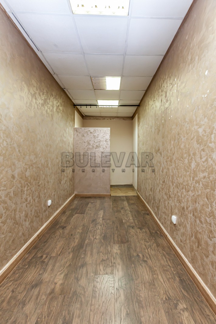 Lokal, 16 m2, Centar, Trg kralja Milana ID: p-012421 2