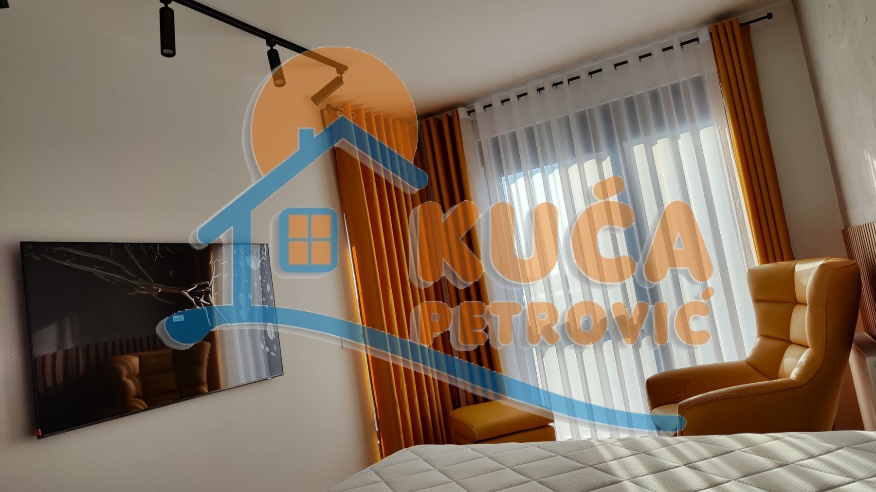 Dvosoban stan, 63 m2, Centar, Prvomajska ID: i-012425 14