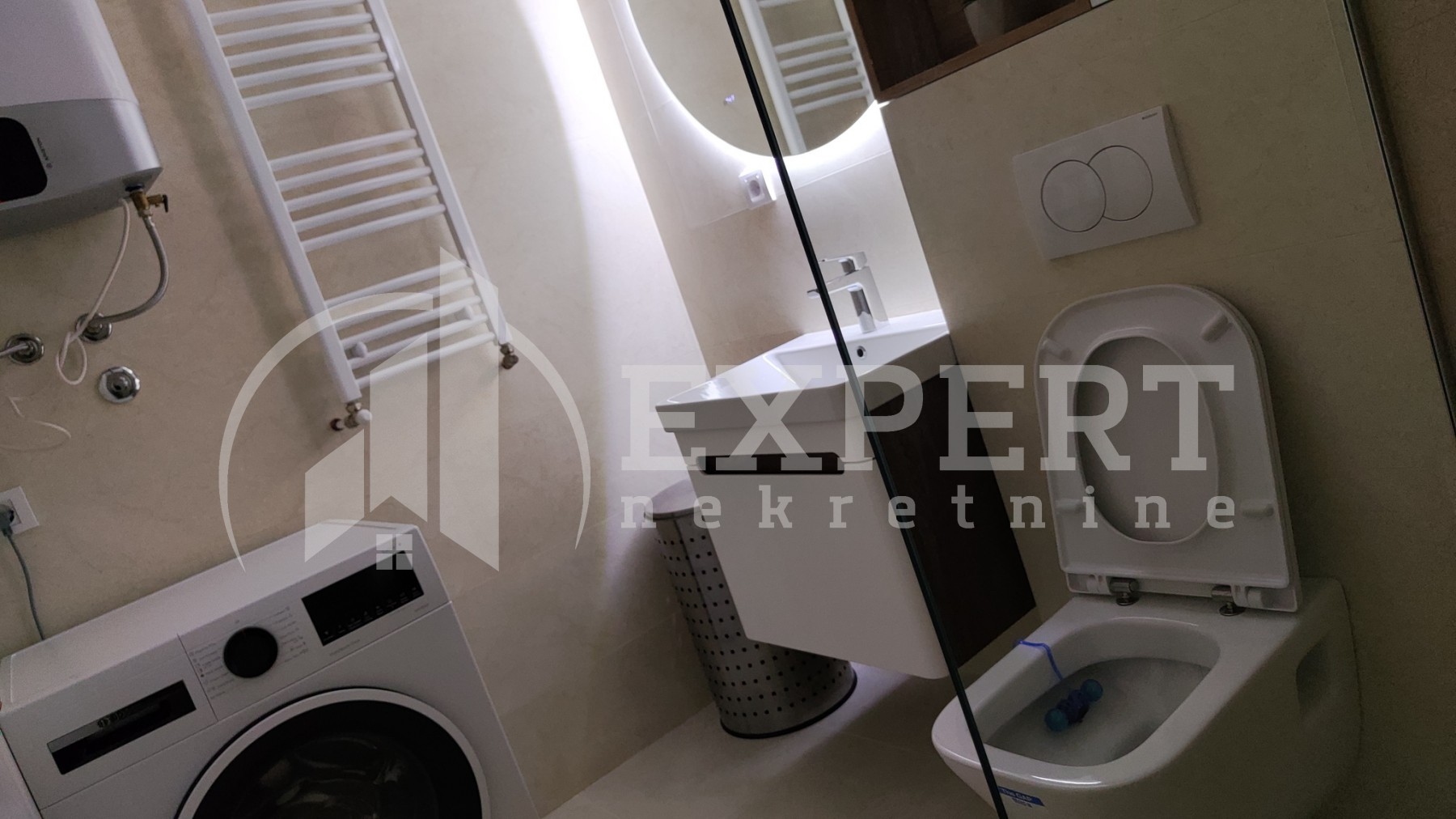 Dvosoban stan, 63 m2, Centar, Prvomajska ID: i-012425 16