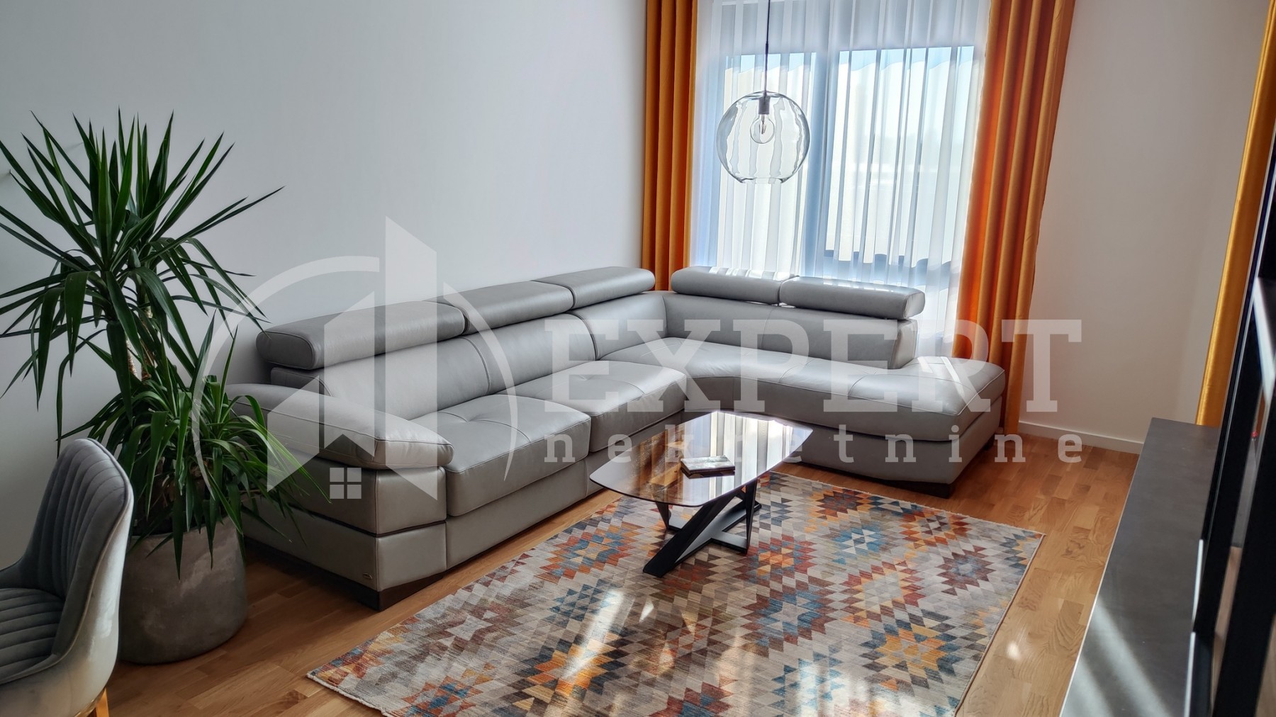 Dvosoban stan, 63 m2, Centar, Prvomajska ID: i-012425 3