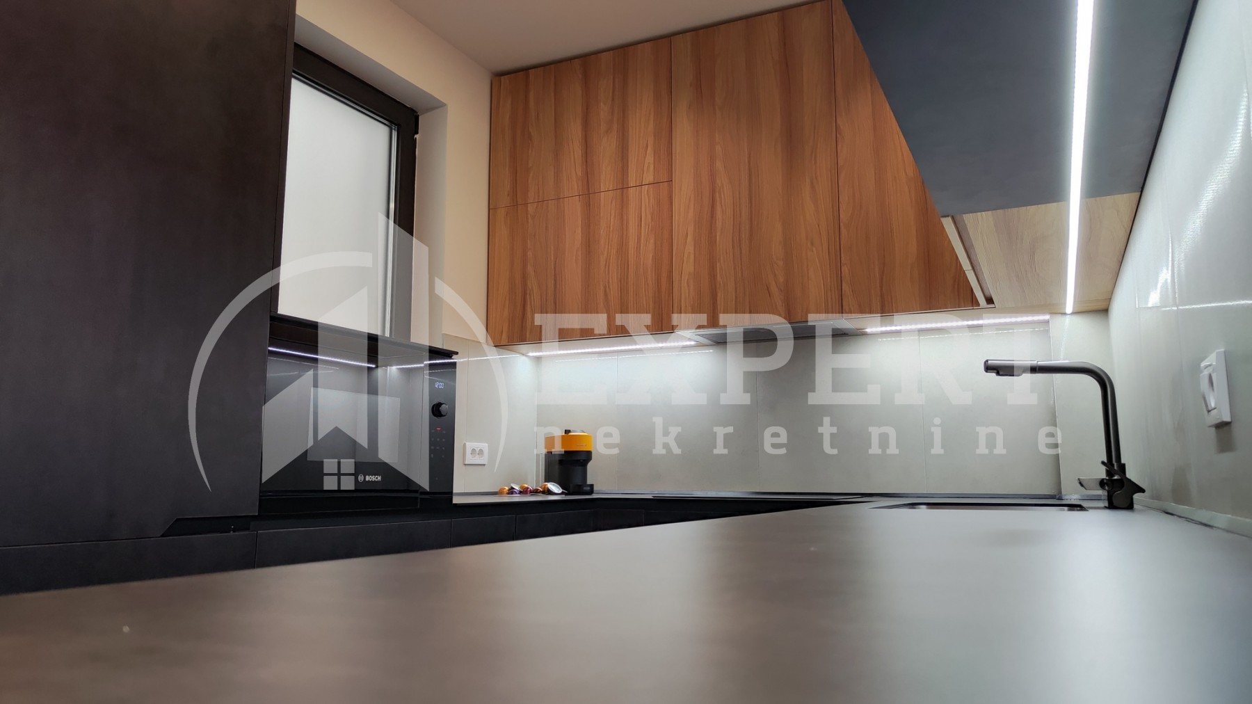 Dvosoban stan, 63 m2, Centar, Prvomajska ID: i-012425 7