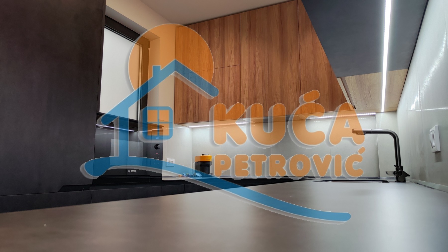 Dvosoban stan, 63 m2, Centar, Prvomajska ID: i-012425 7