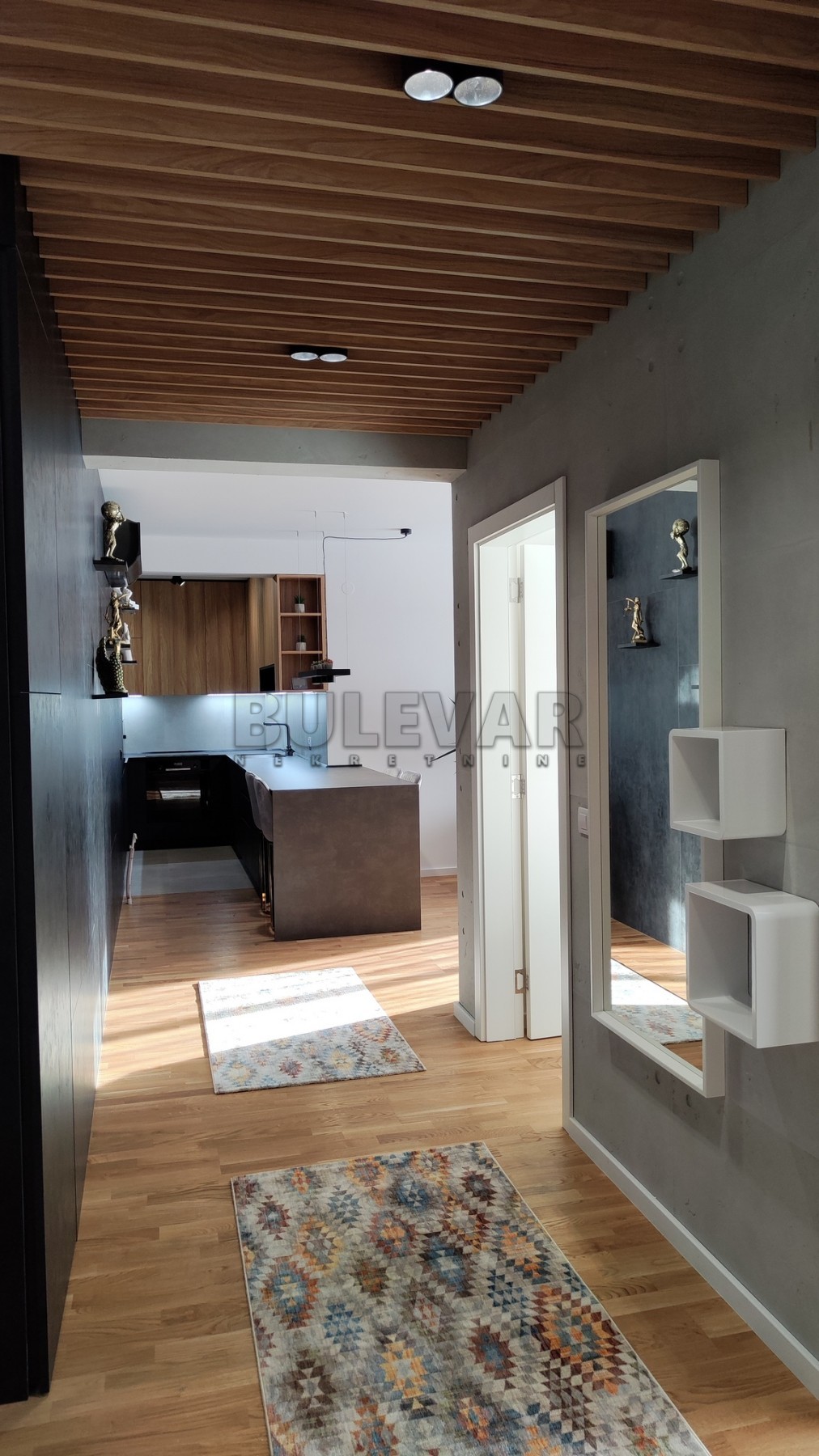 Dvosoban stan, 63 m2, Centar, Prvomajska ID: i-012425 10