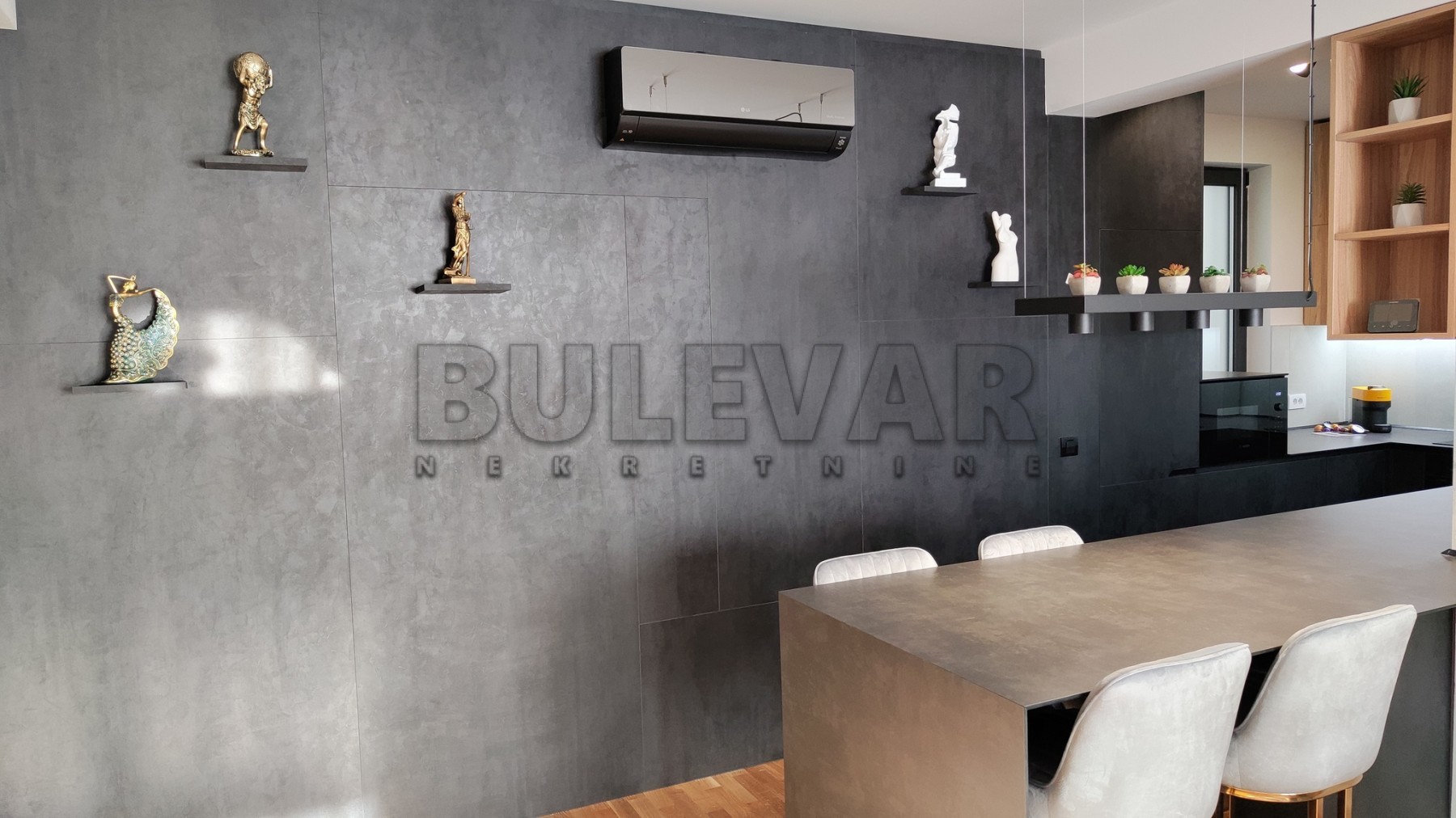 Dvosoban stan, 63 m2, Centar, Prvomajska ID: i-012425 6