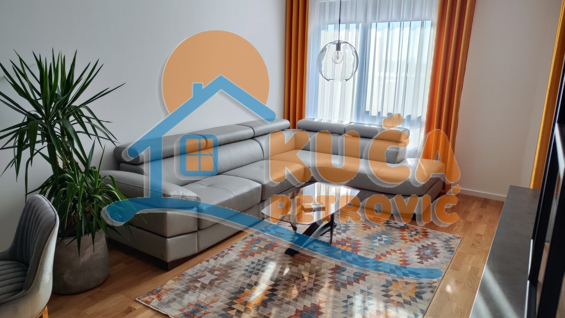 Dvosoban stan, 63 m2, Centar, Prvomajska ID: i-012425 3