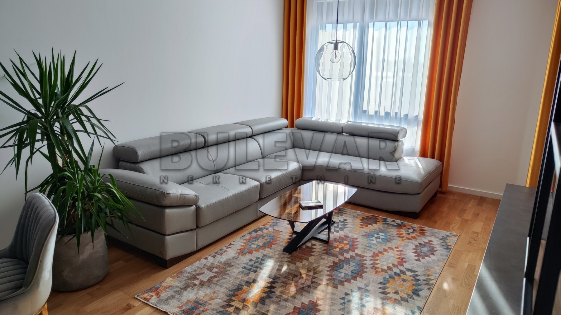 Dvosoban stan, 63 m2, Centar, Prvomajska ID: i-012425 3