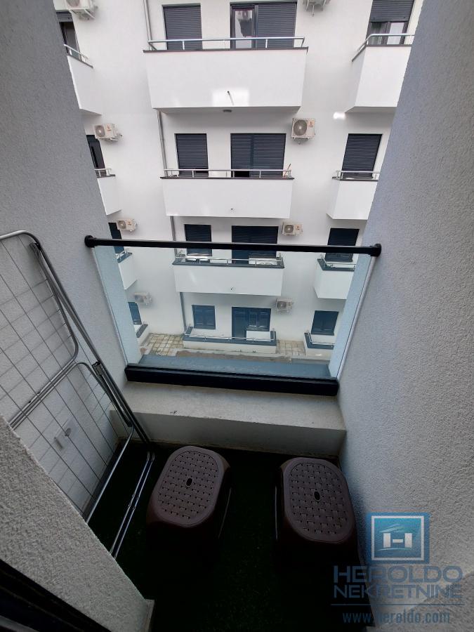 Jednosoban stan u K Kompleksu 8