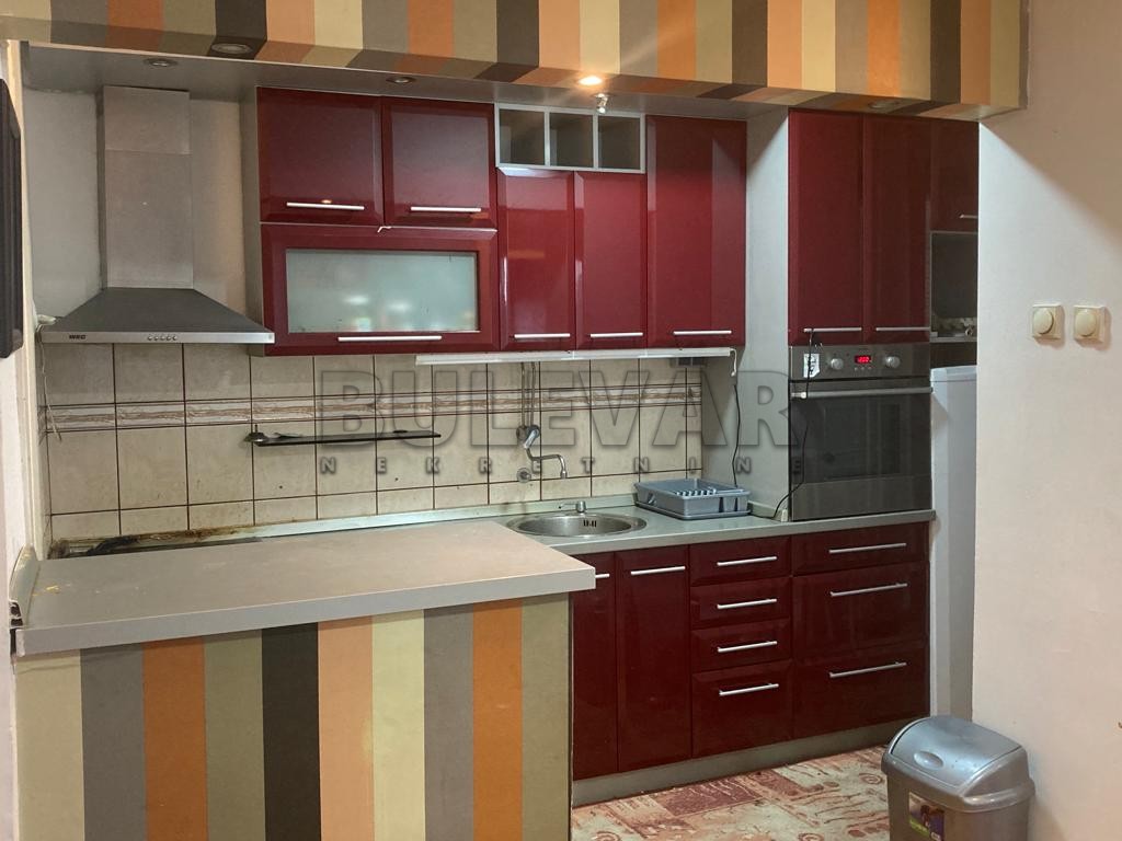 Dvosoban stan, 65 m2, Park Svetog Save, Bulevar Nemanjića ID: i-08905 5