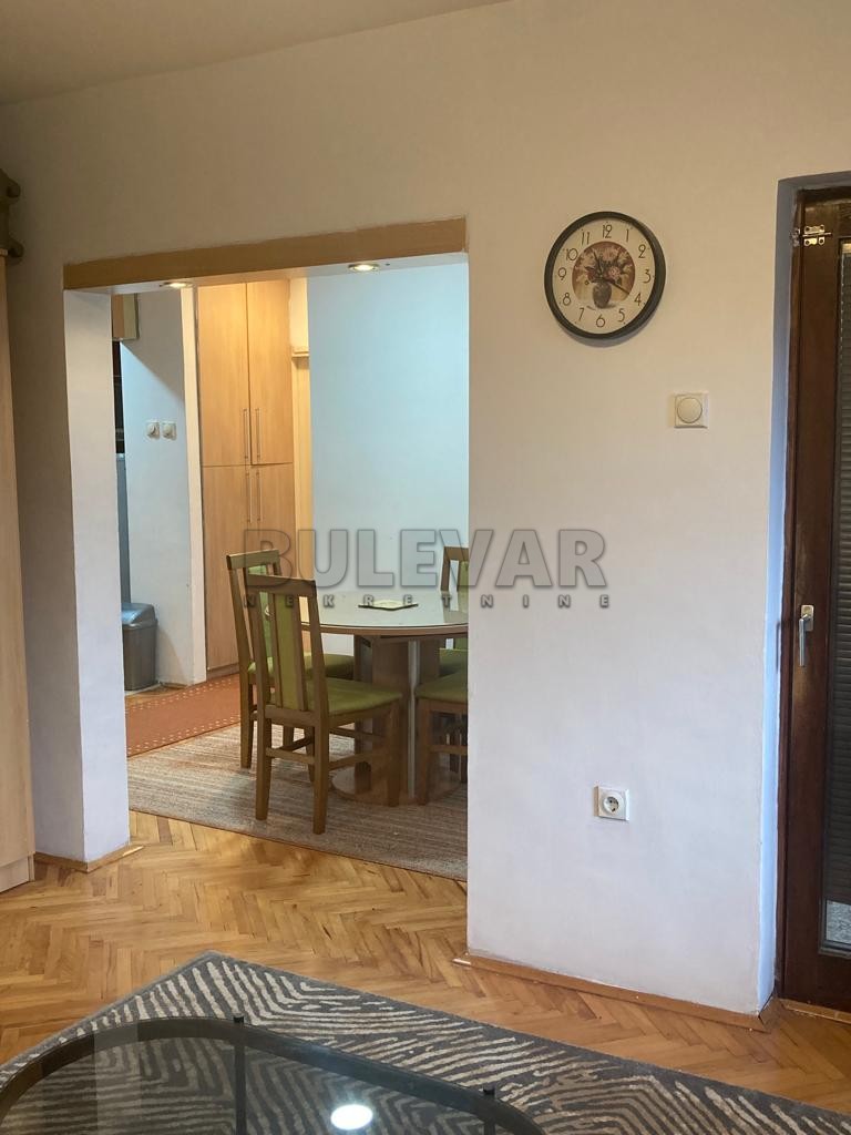 Dvosoban stan, 65 m2, Park Svetog Save, Bulevar Nemanjića ID: i-08905 8