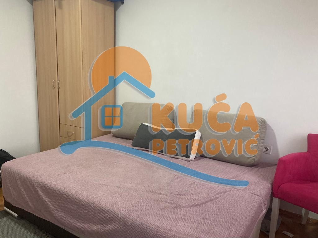 Dvosoban stan, 65 m2, Park Svetog Save, Bulevar Nemanjića ID: i-08905 11