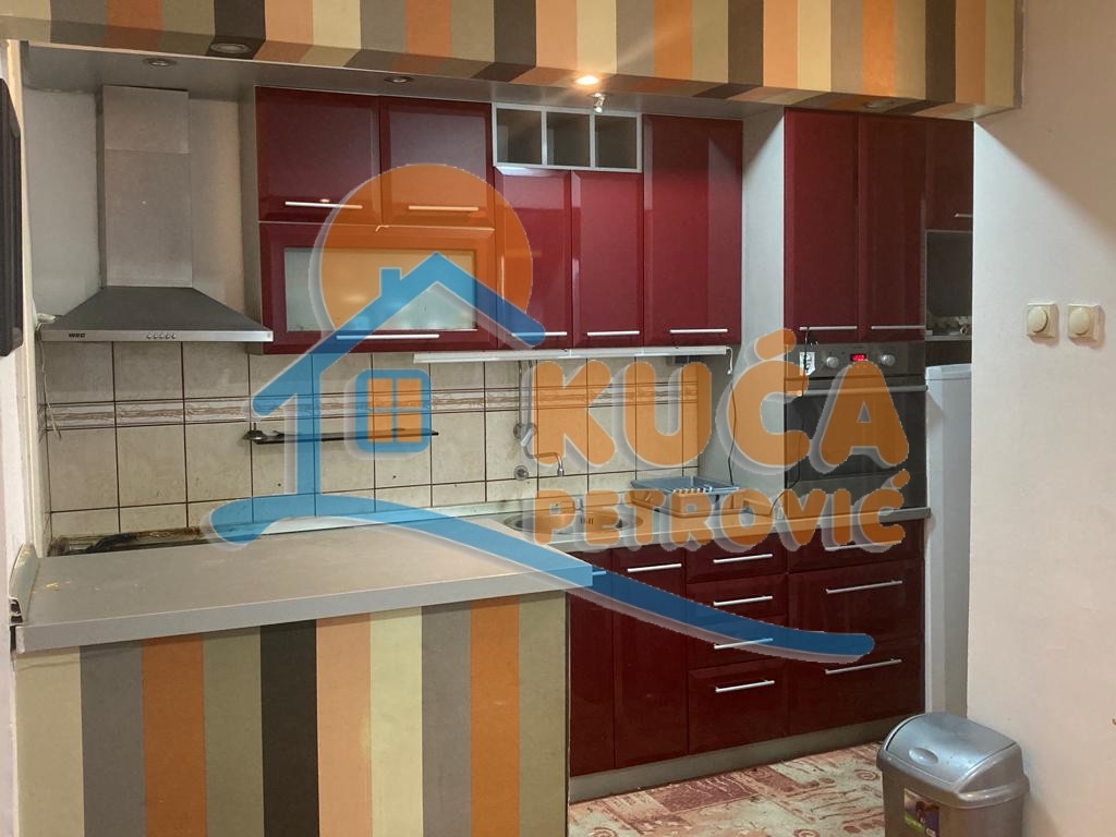 Dvosoban stan, 65 m2, Park Svetog Save, Bulevar Nemanjića ID: i-08905 5