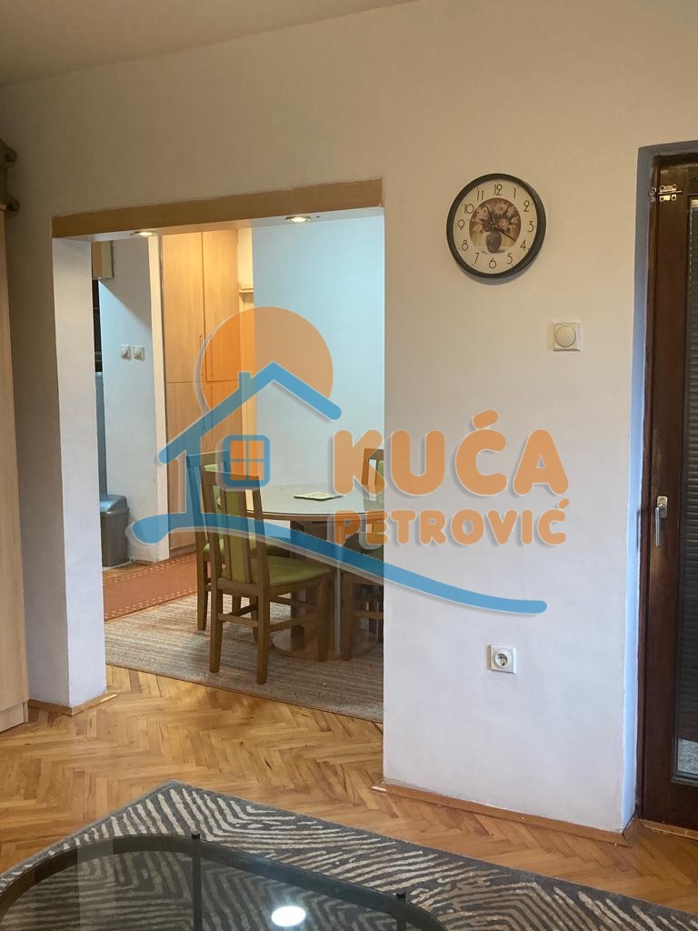 Dvosoban stan, 65 m2, Park Svetog Save, Bulevar Nemanjića ID: i-08905 8