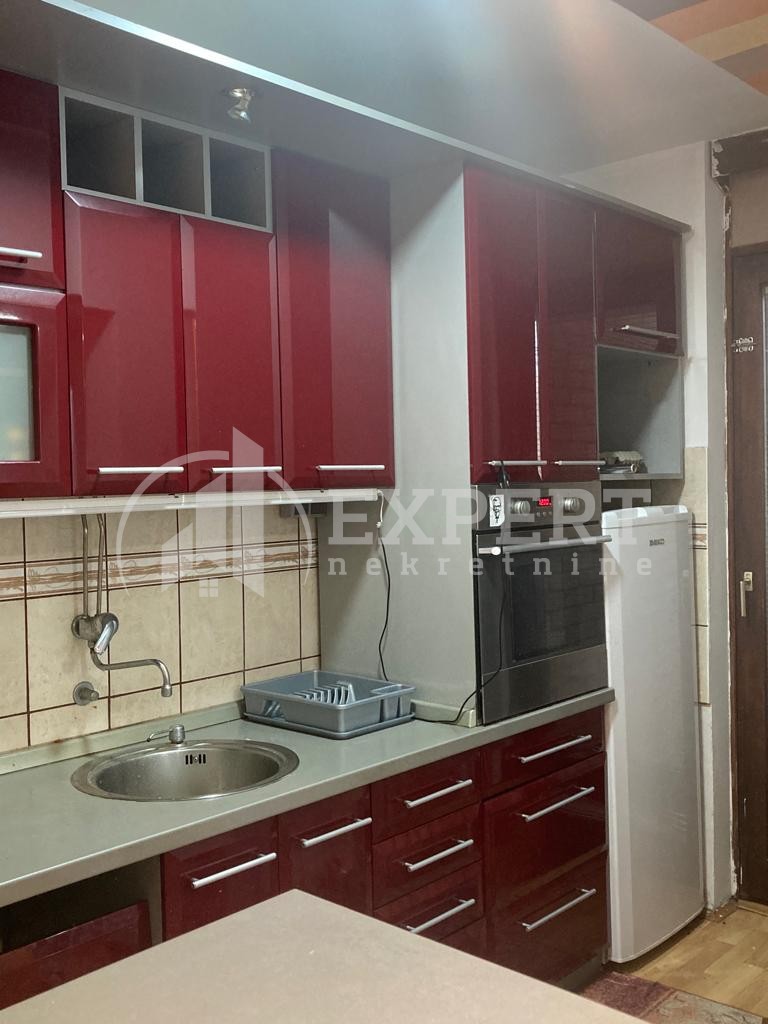 Dvosoban stan, 65 m2, Park Svetog Save, Bulevar Nemanjića ID: i-08905 6