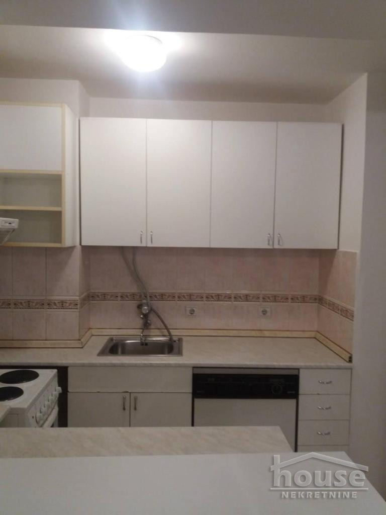 Stanovi,NOVI SAD,CENTAR 72m2,500€ , ID: 9114105 5