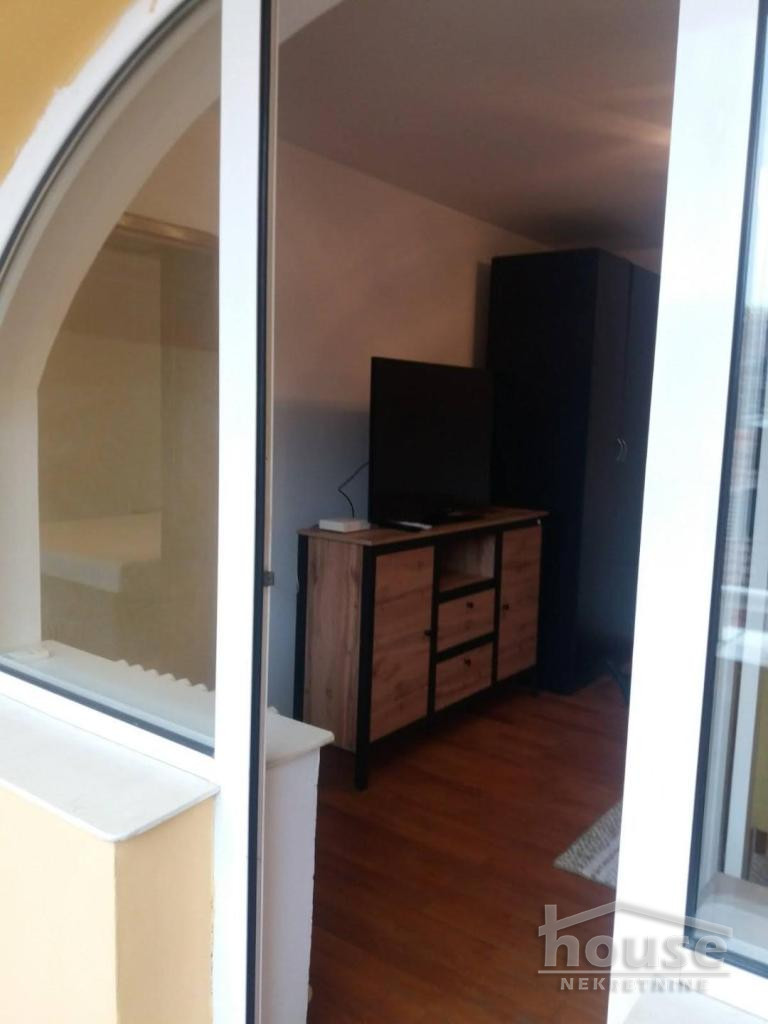 Stanovi,NOVI SAD,CENTAR 72m2,500€ , ID: 9114105 4