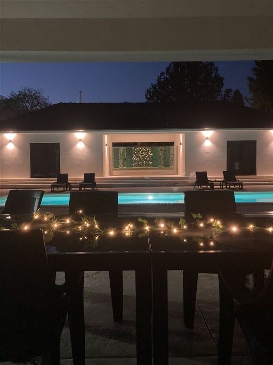 Prodaje se mini kompleks Ralja Babe 1