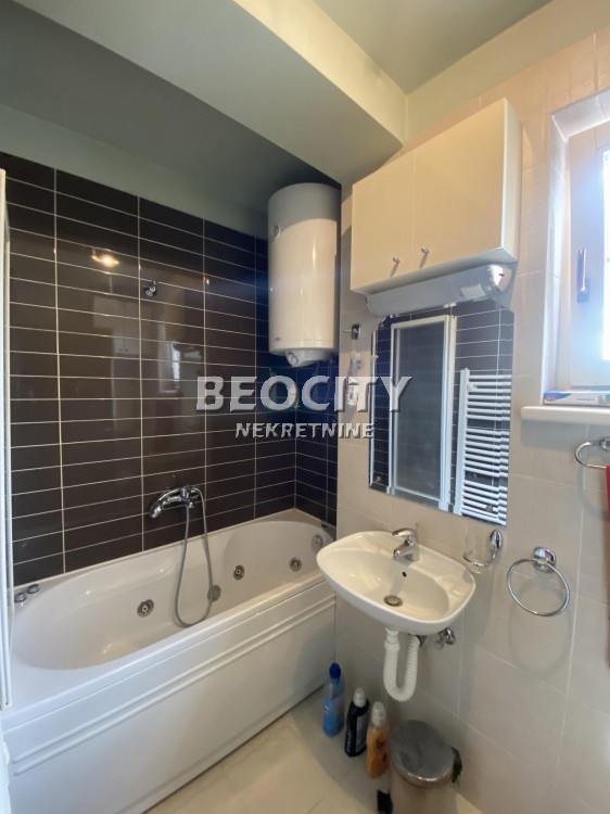 četvorosoban stan, 114 m2, Centar, Radnička ID: 113034 10