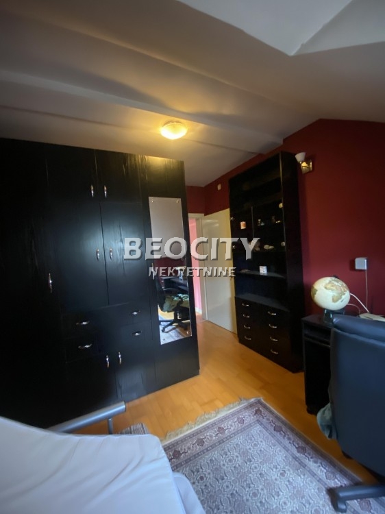 četvorosoban stan, 114 m2, Centar, Radnička ID: 113034 9