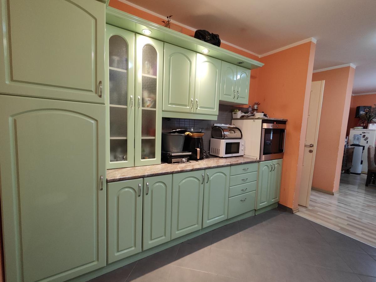 Porodična kuća kod Akva parka 14