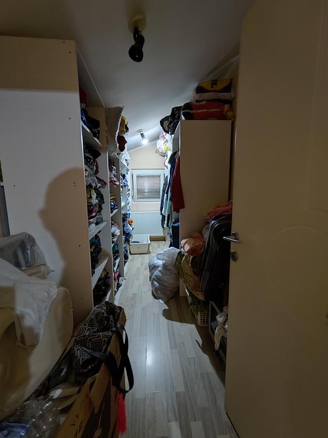 Porodična kuća kod Akva parka 18