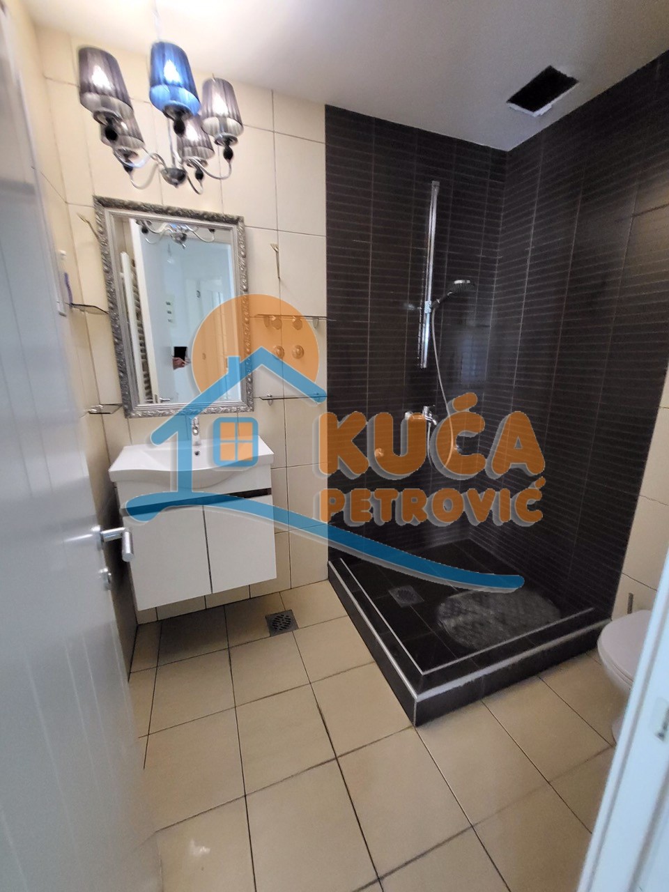 četvorosobna kuća, 280 m2, Ćalije, Ruža ID: i-012236 11