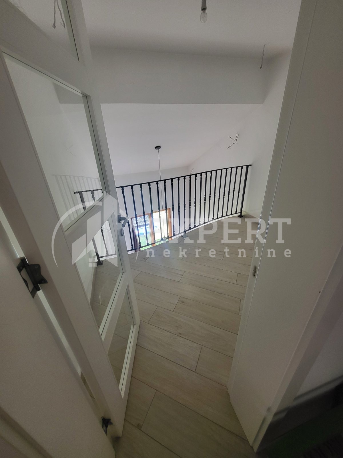 četvorosobna kuća, 280 m2, Ćalije, Ruža ID: i-012236 14
