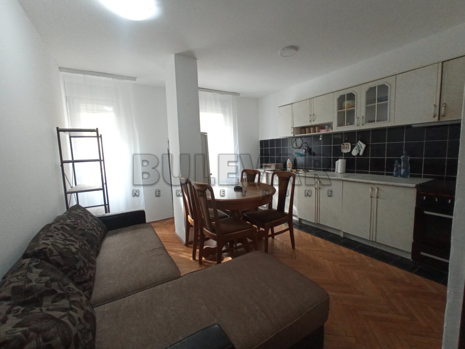 Dvosoban stan, 60 m2, Medijana, Trg kralja Aleksandra Ujedinitelja ID: i-09390 4