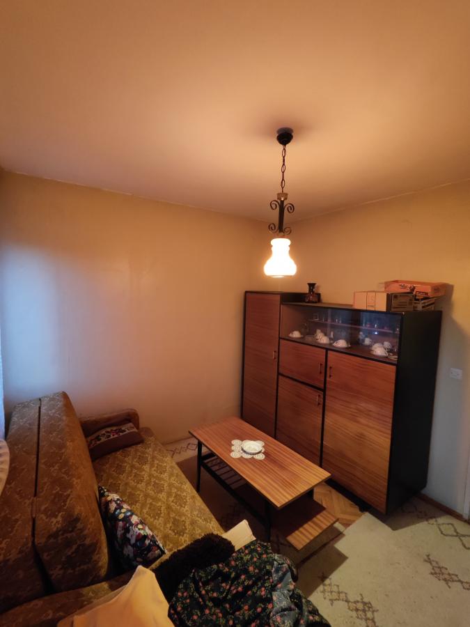 Stan na Strelištu sa podrumom i garažom 14