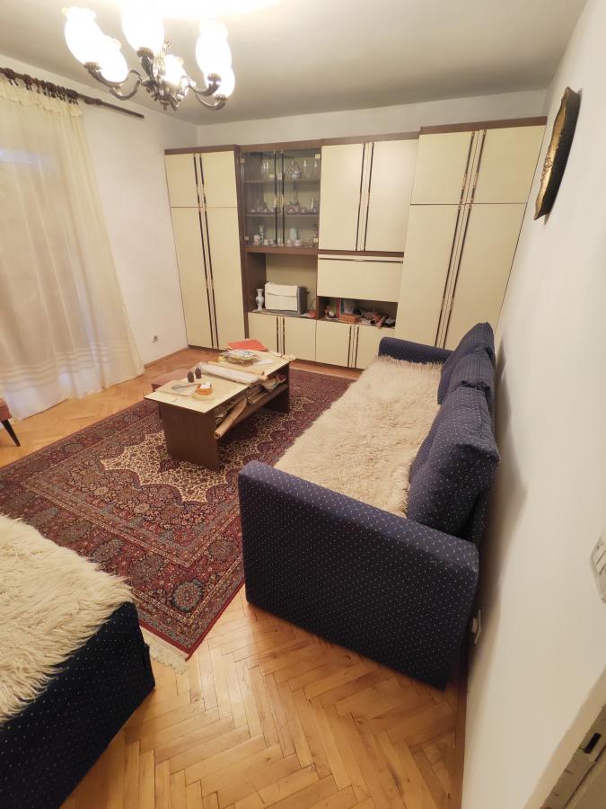 Stan na Strelištu sa podrumom i garažom 3