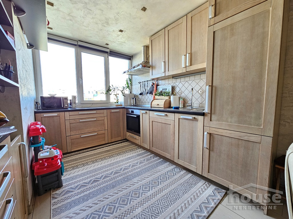 Stan,NOVI SAD,BULEVAR EVROPE 105m2,247200€ , ID: 1062325 7