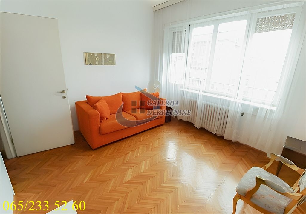 Stari grad  Skupština   Palmotićeva 69m2   14m2 3