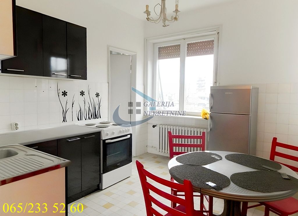 Stari grad  Skupština   Palmotićeva 69m2   14m2 6
