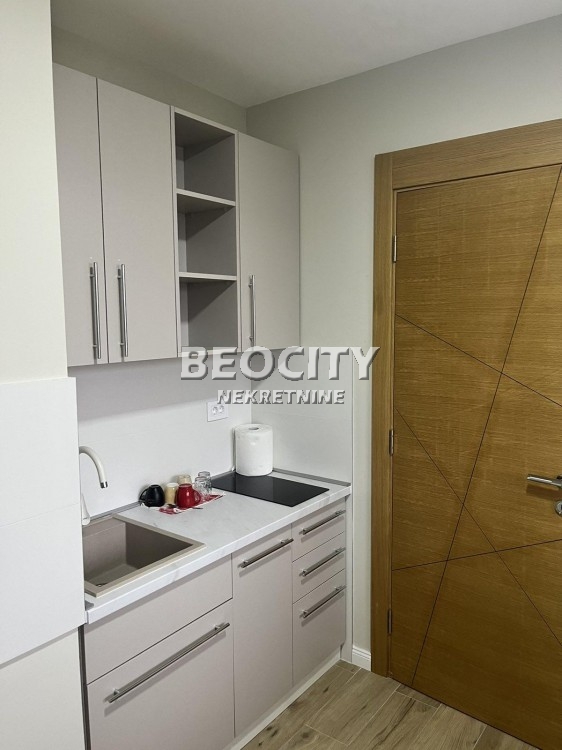 Lokal, 101 m2, Centar, Radnička ID: 113221 7