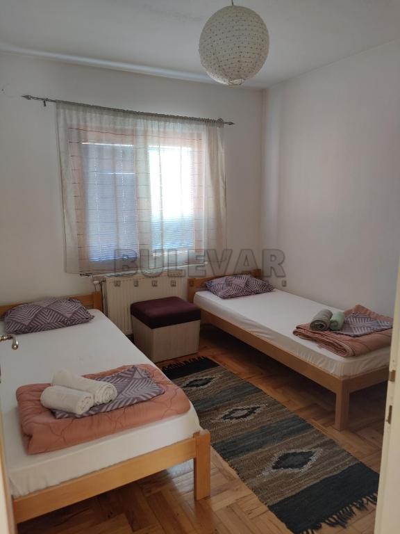 Trosoban stan, 115 m2, Pantelej, Gornjomatejevačka ID: i-012463 10