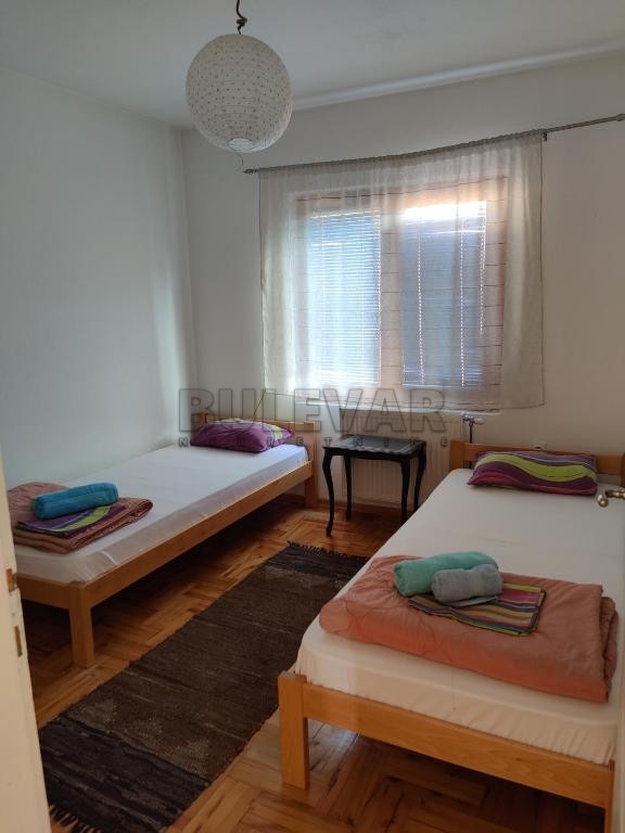 Trosoban stan, 115 m2, Pantelej, Gornjomatejevačka ID: i-012463 8