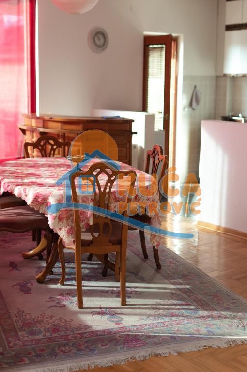 Trosoban stan, 115 m2, Pantelej, Gornjomatejevačka ID: i-012463 4