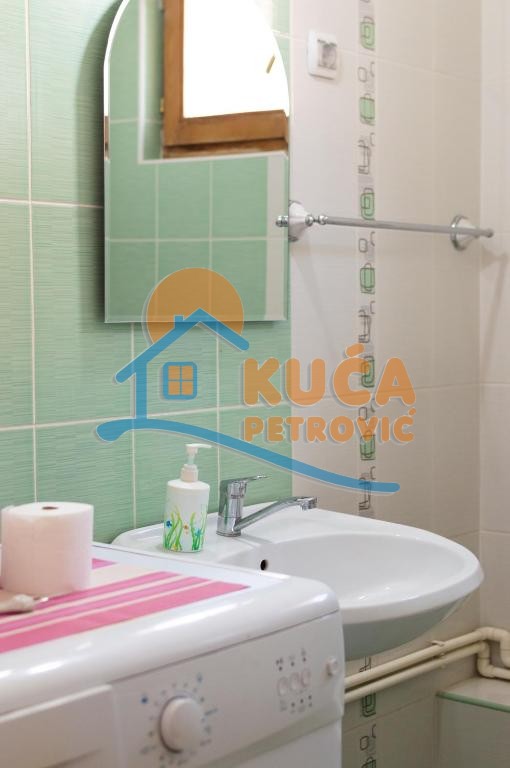 Trosoban stan, 115 m2, Pantelej, Gornjomatejevačka ID: i-012463 12