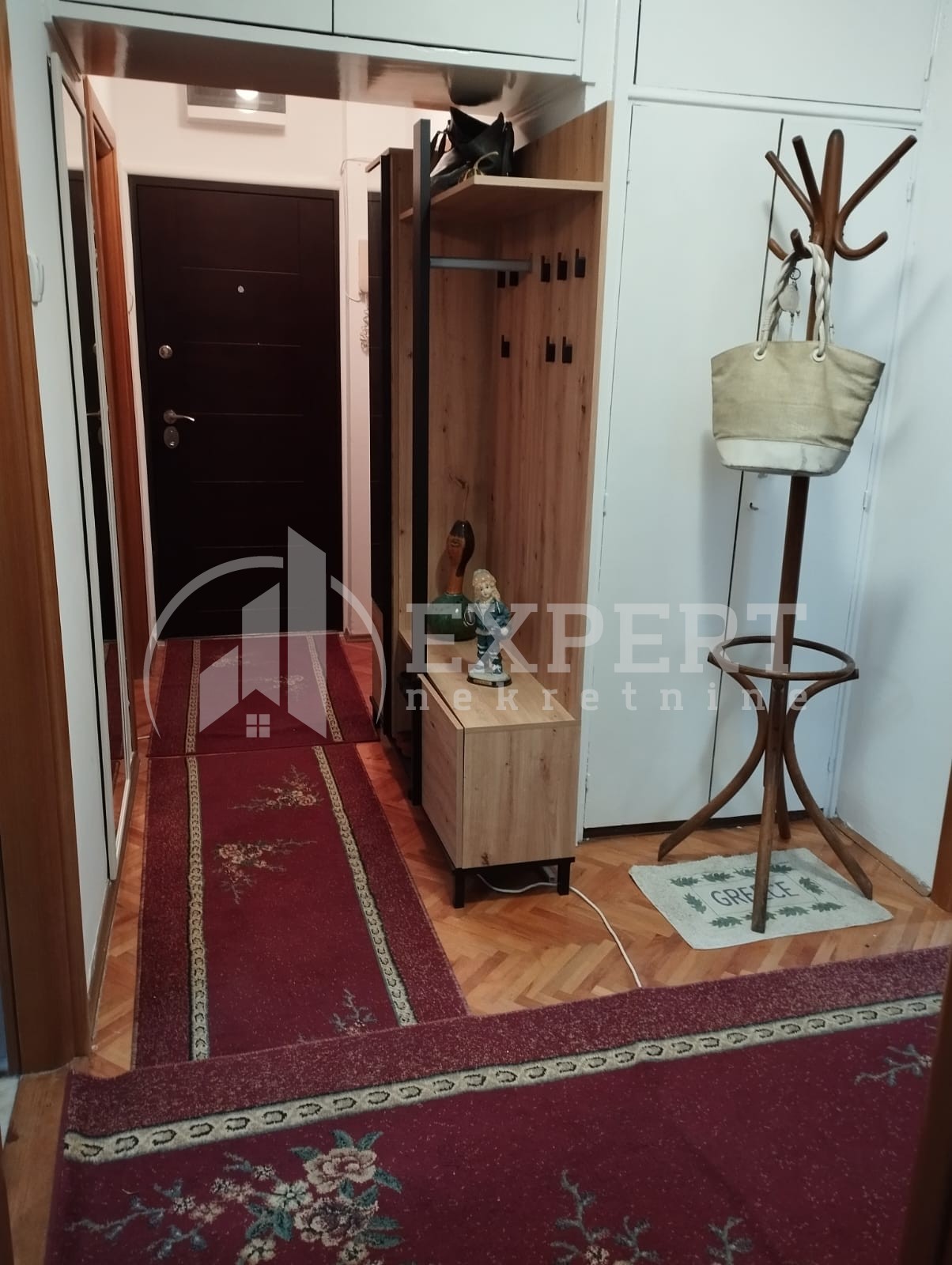 Trosoban stan, 67 m2, Medijana, Jovana Ristića ID: i-012471 9