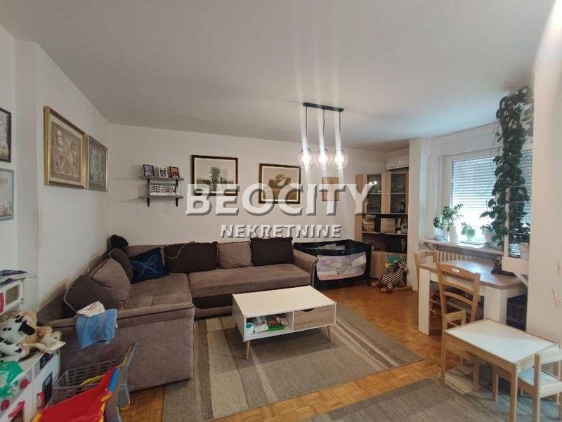 Dvosoban stan, 60 m2, Grbavica, Bulevar Cara Lazara ID: 113291 1
