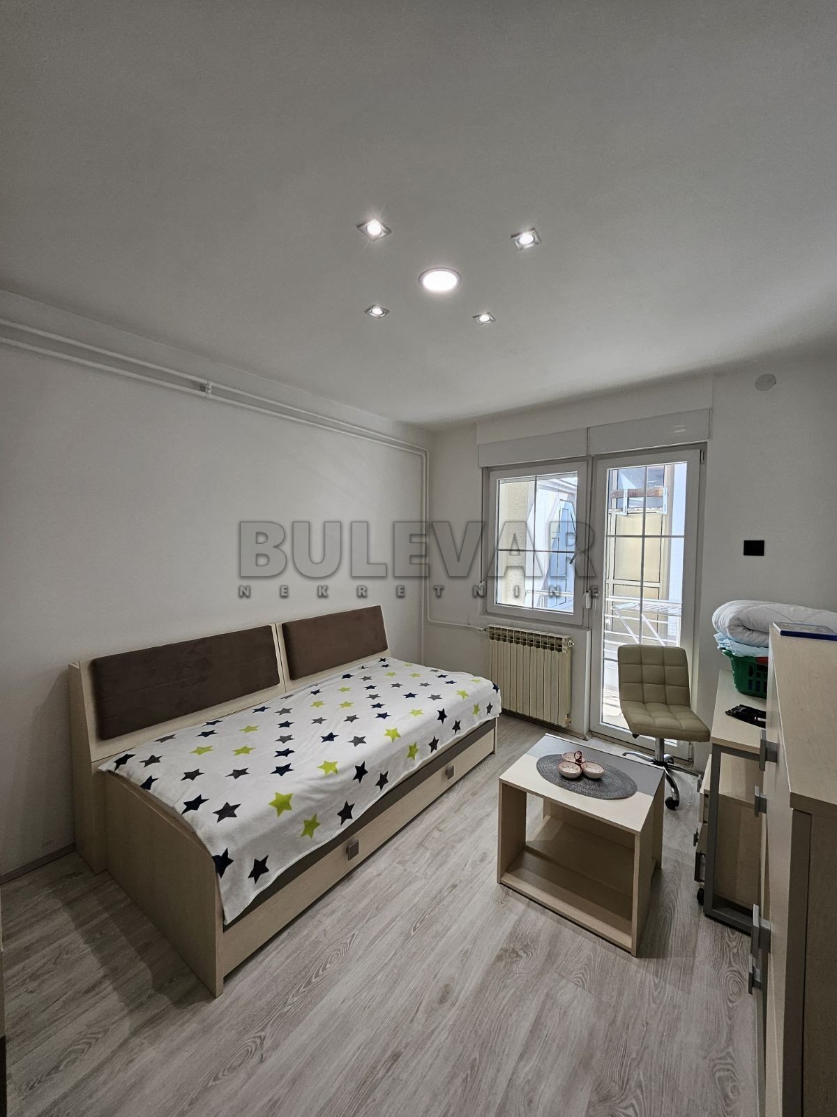 Trosobna kuća, 150 m2, Čamurlija, Bulevar 12. februar ID: i-012039 6