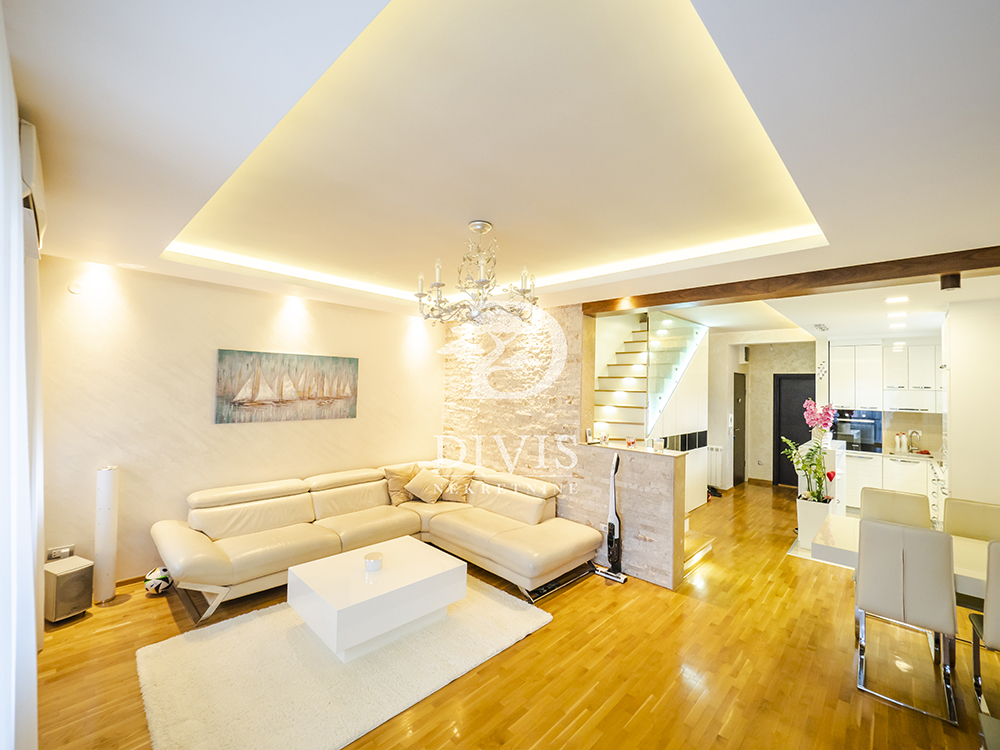 Prodajemo 3 0 stan  Milovana Šaranovića  78m2 1