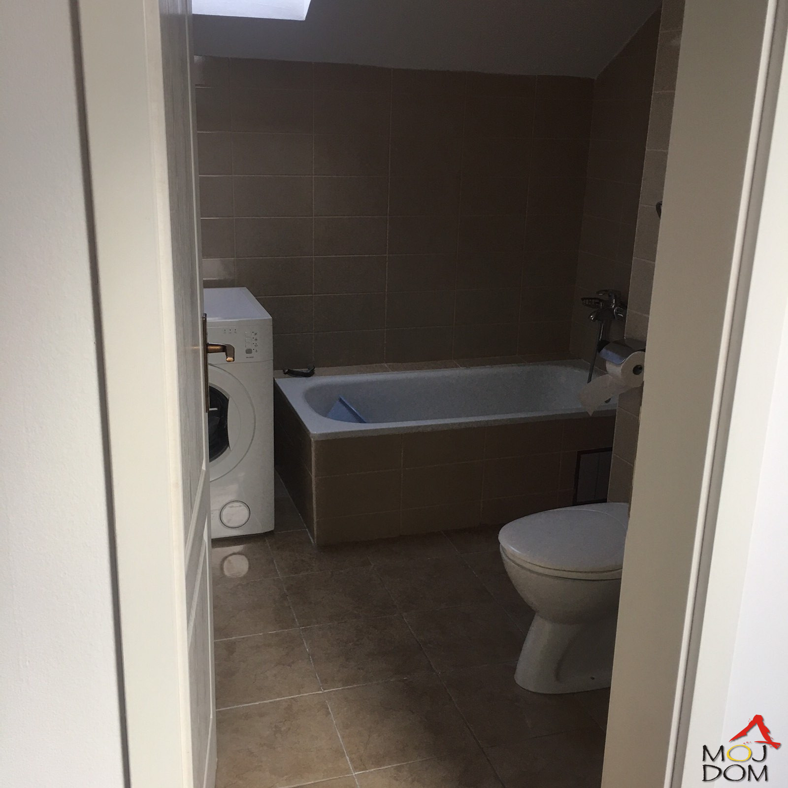 Stan,NOVI SAD,ŠARENGRAD,kv: 50, € 82400, ID: 1028823 10