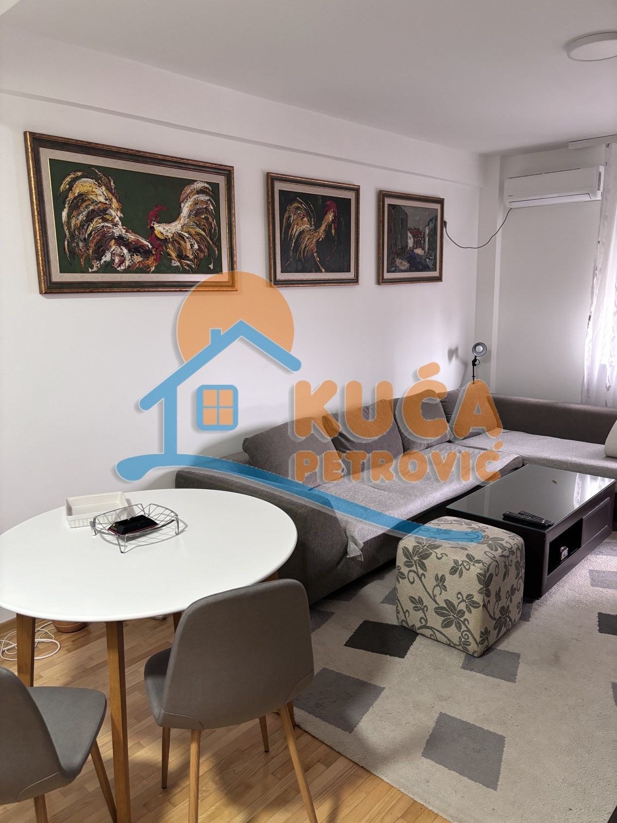 Dvosoban stan, 54 m2, Centar, Prešernova ID: i-012504 1