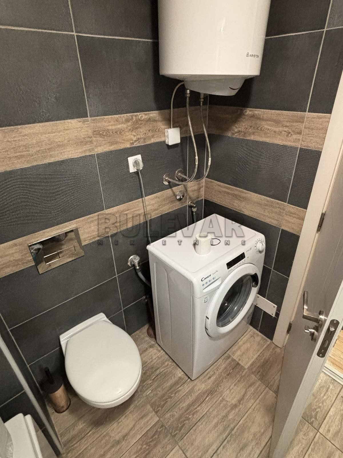 Dvosoban stan, 54 m2, Centar, Prešernova ID: i-012504 9