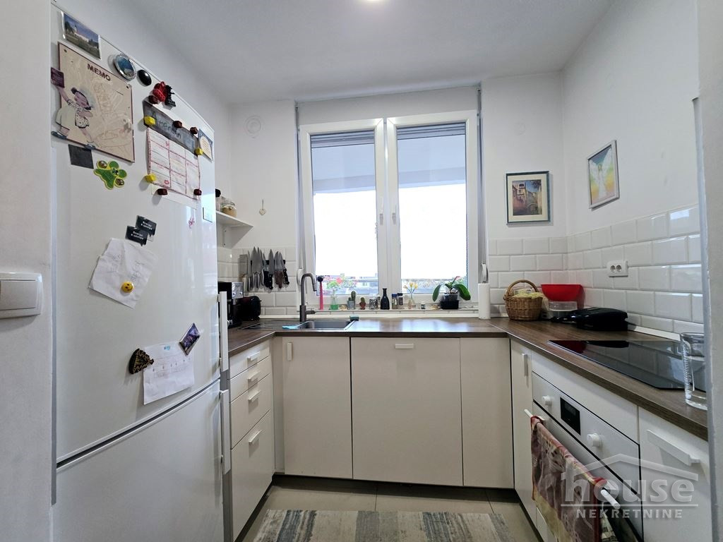 Stan,NOVI SAD,BULEVAR 70m2,175100€ , ID: 1062500 9