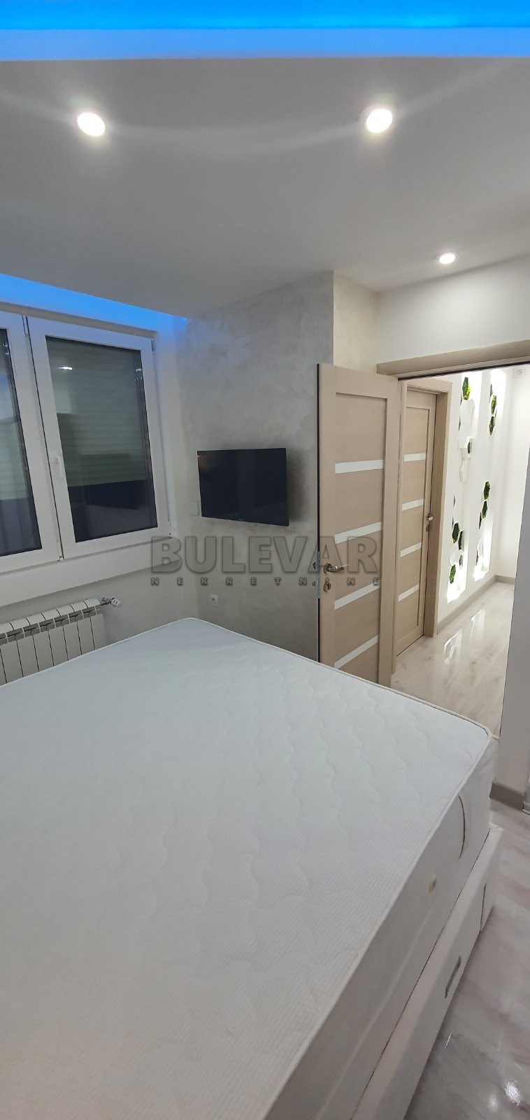 Trosoban stan, 85 m2, Centar, Strahinjića Bana ID: i-09833 12
