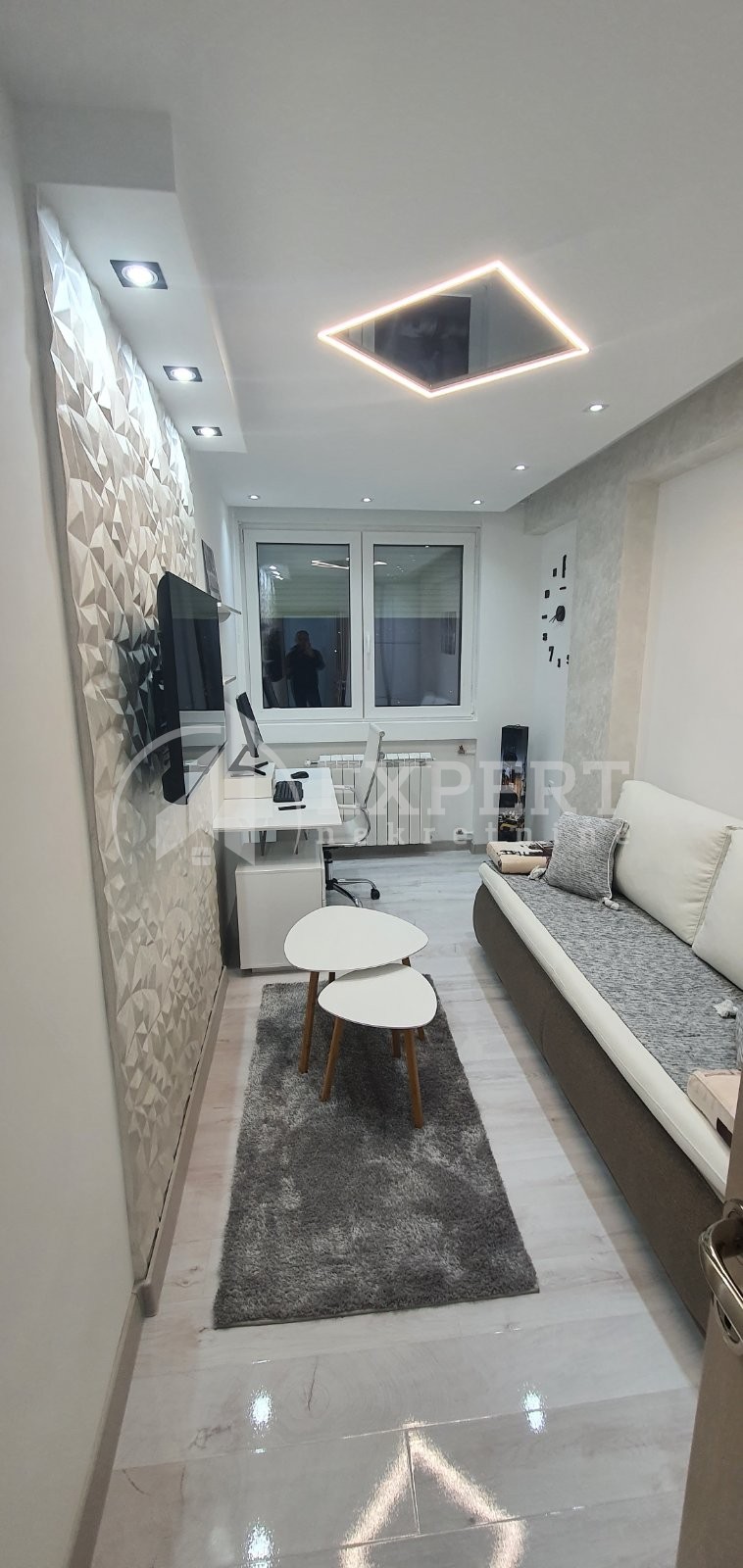 Trosoban stan, 85 m2, Centar, Strahinjića Bana ID: i-09833 13