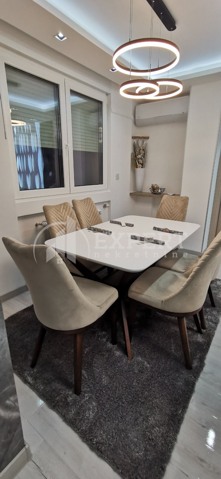 Trosoban stan, 85 m2, Centar, Strahinjića Bana ID: i-09833 8