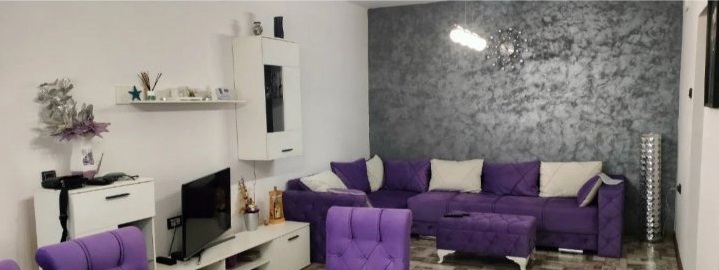 Kuca u centru Rume 1