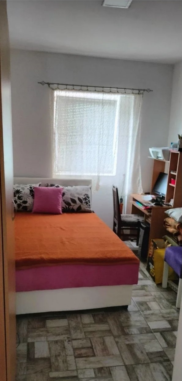 Kuca u centru Rume 3